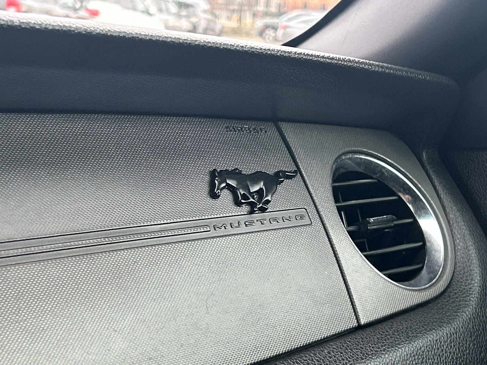 Used 2012 Ford Mustang Convertible image 28