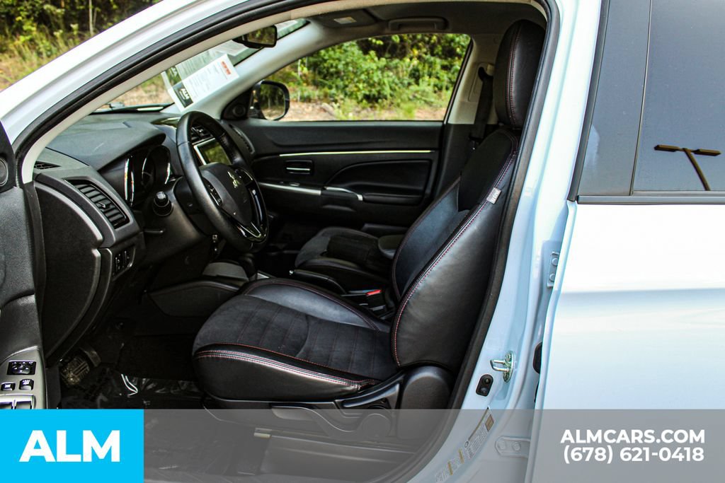 Used 2024 Mitsubishi Outlander Sport SE AWD/4WD image 16