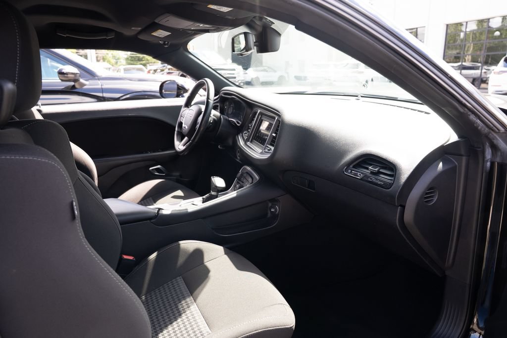 Used 2020 Dodge Challenger R/T w/ Blacktop Package RWD image 19