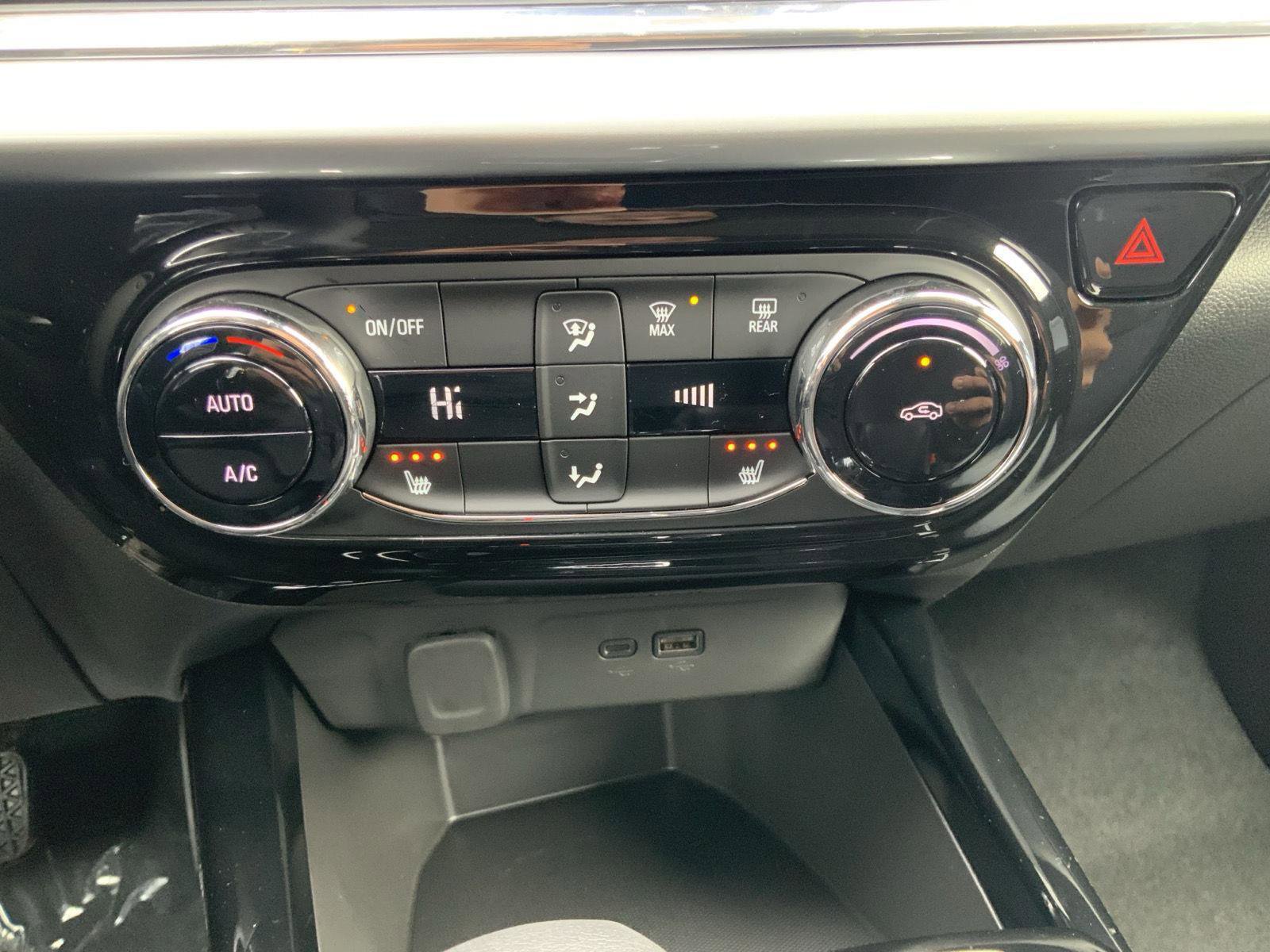 New 2026 Chevrolet Trax LT w/ Driver Confidence Package image 21