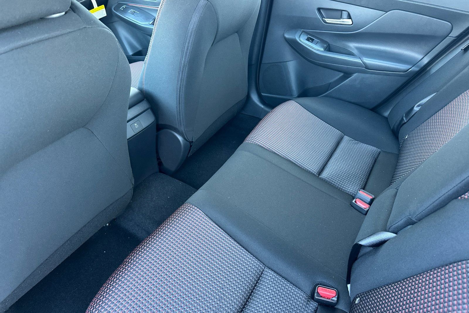 New 2026 Nissan Sentra SR w/ Floor Mat Package image 8