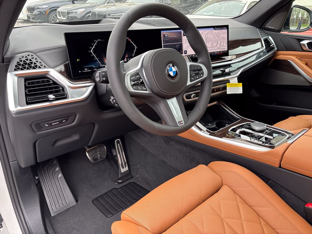New 2026 BMW X5 xDrive40i w/ M Sport Package AWD/4WD image 13