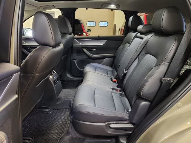 Certified 2025 MAZDA CX-70 Plug-In Hybrid w/ Premium Pkg image 23