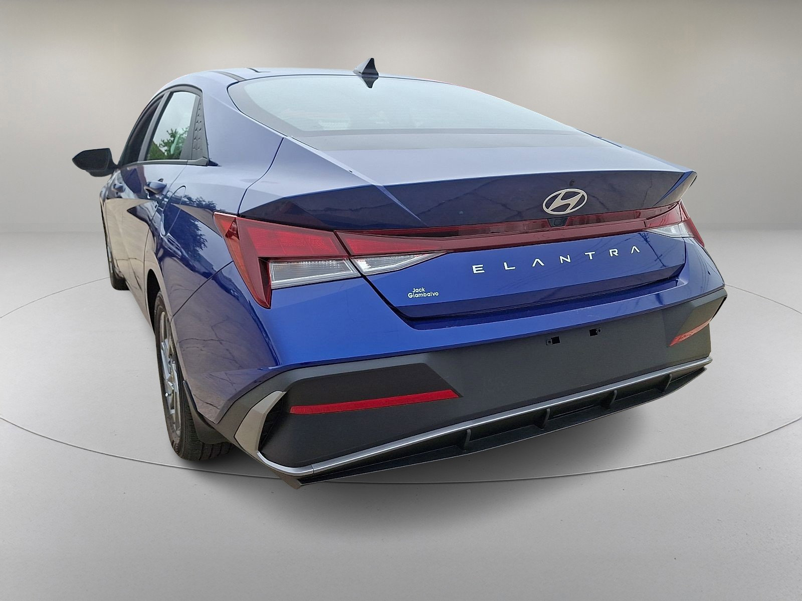 Certified 2024 Hyundai Elantra SEL FWD image 8
