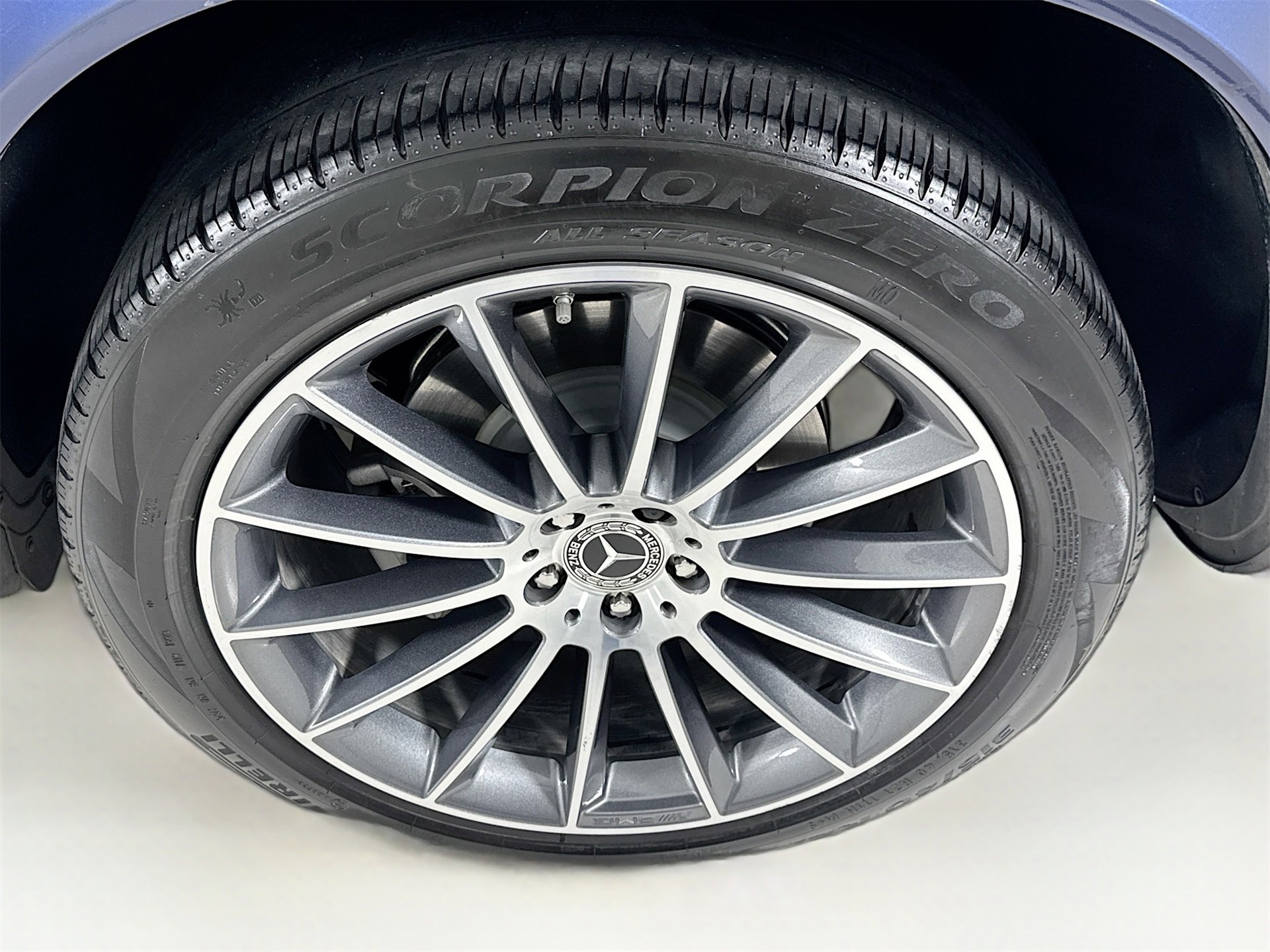 Used 2024 Mercedes-Benz GLE 450 4MATIC image 34