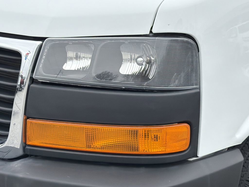 Used 2024 GMC Savana 2500 w/ Driver Convenience Package image 27