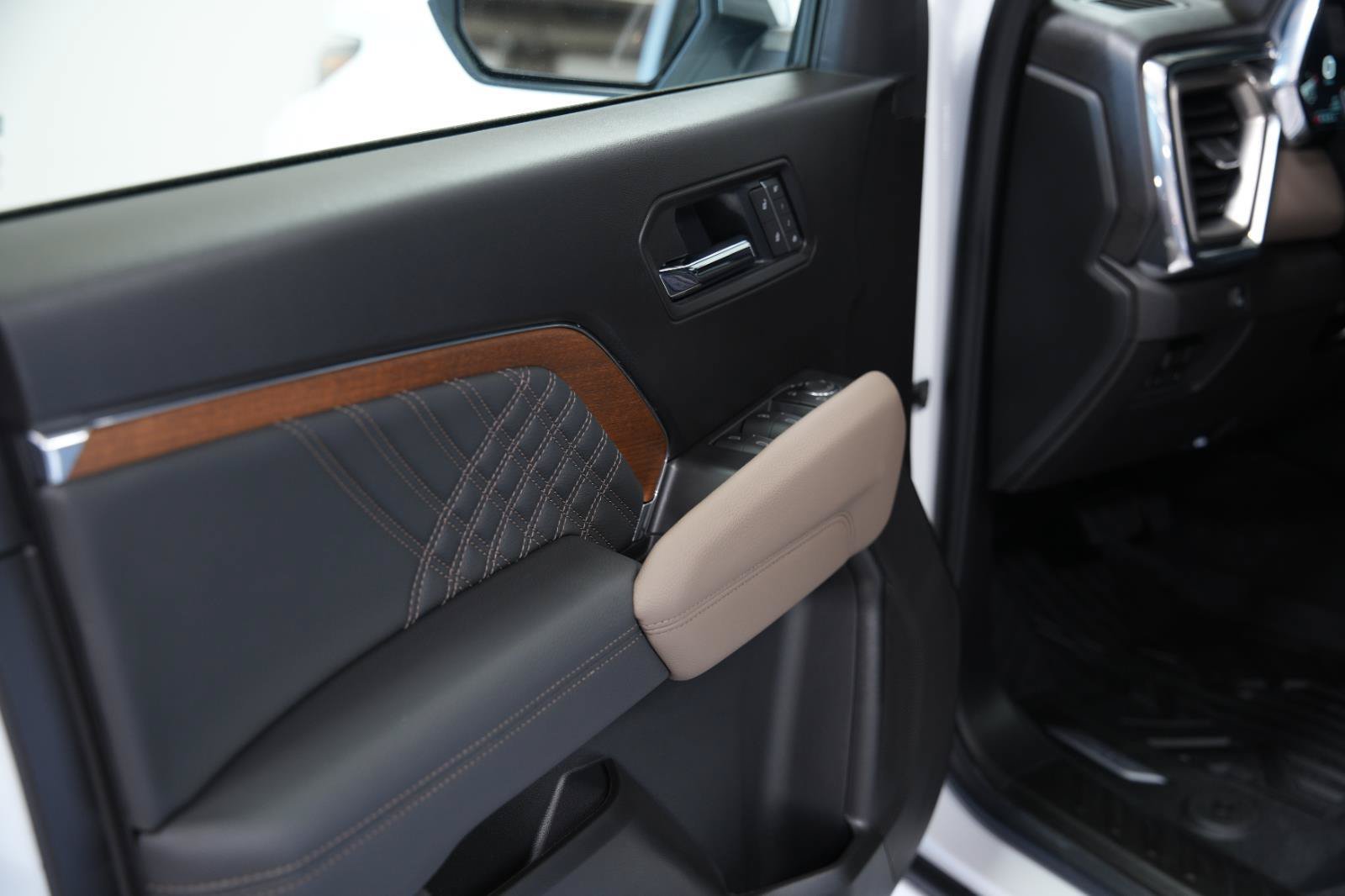 New 2026 GMC Canyon Denali AWD/4WD image 25