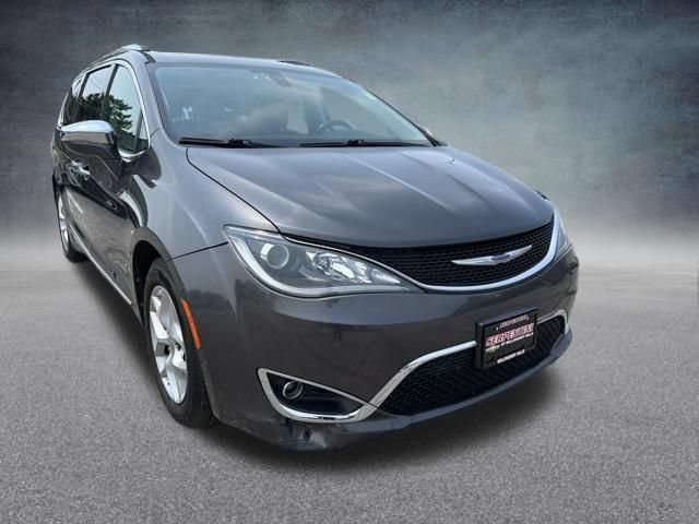 Used 2019 Chrysler Pacifica Limited FWD image 4