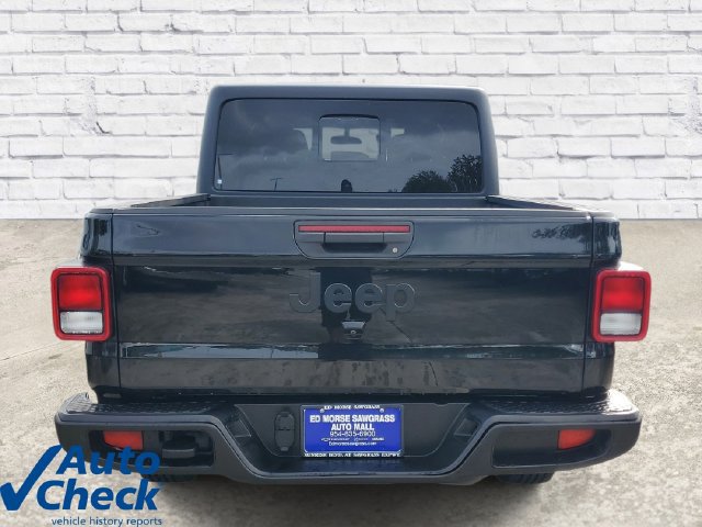 Used 2023 Jeep Gladiator Sport AWD/4WD image 3
