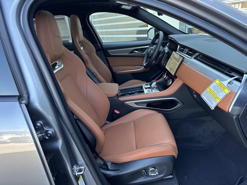 New 2026 Jaguar F-PACE R-Dynamic S AWD/4WD image 9