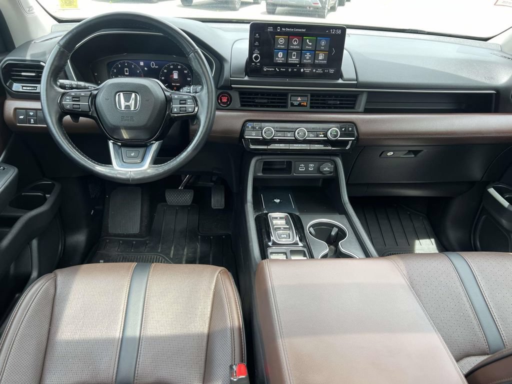 Used 2023 Honda Pilot Elite image 14