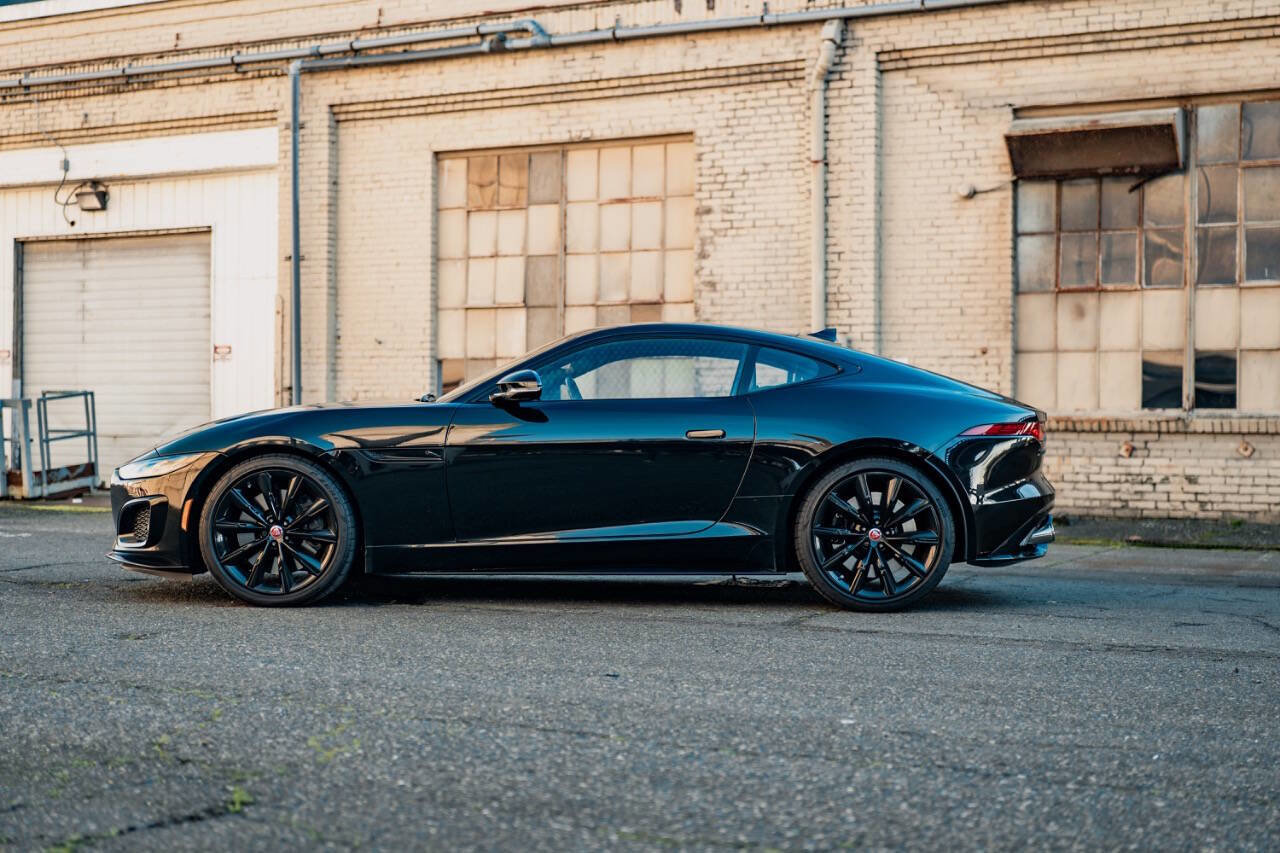 Used 2021 Jaguar F-TYPE R image 42