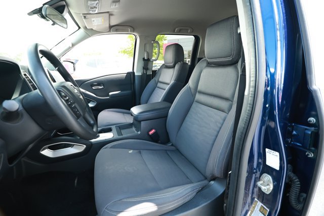 Used 2022 Nissan Frontier SV AWD/4WD image 25
