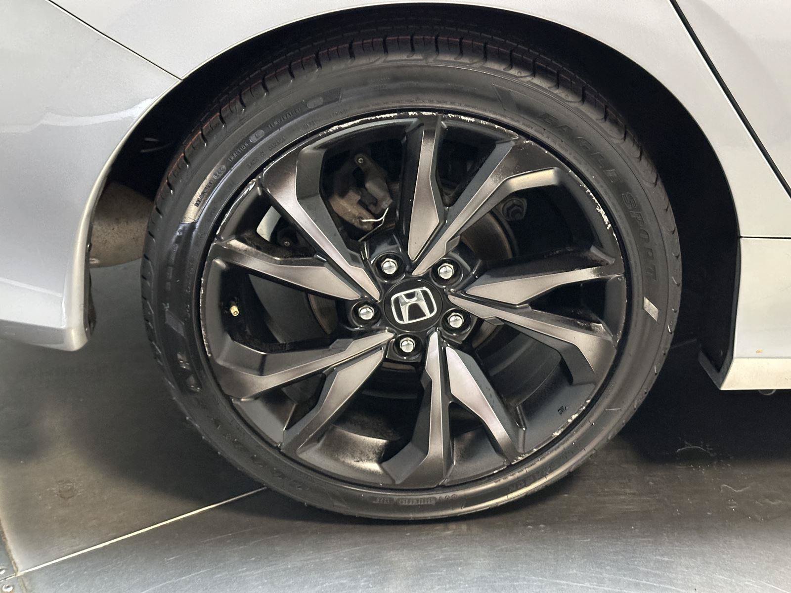 Used 2019 Honda Civic Sport image 16
