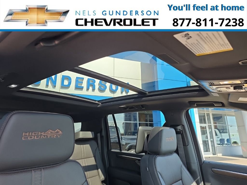 New 2026 Chevrolet Suburban High Country image 11