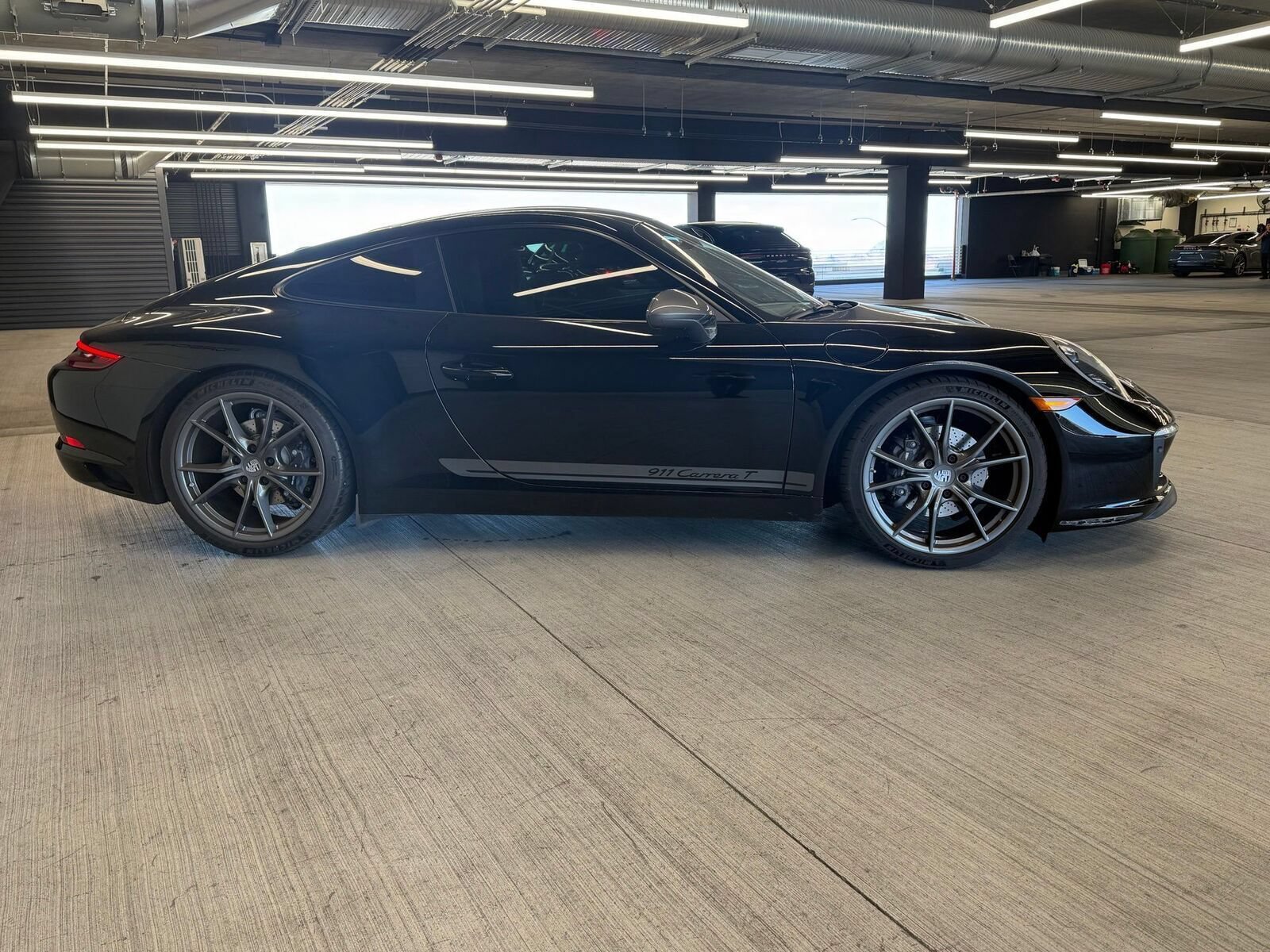 Certified 2018 Porsche 911 Carrera image 5