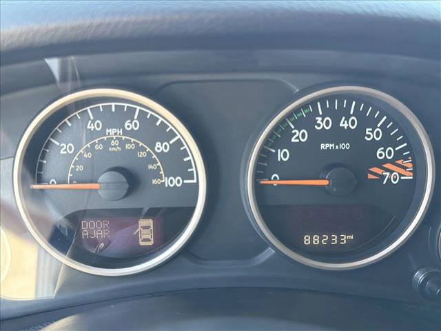 Used 2016 Jeep Wrangler Unlimited Sahara image 16