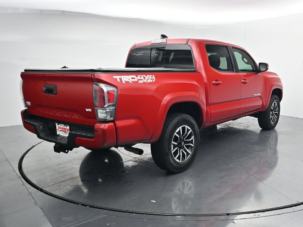 Used 2022 Toyota Tacoma TRD Sport w/ TRD Premium Sport Package AWD/4WD image 7