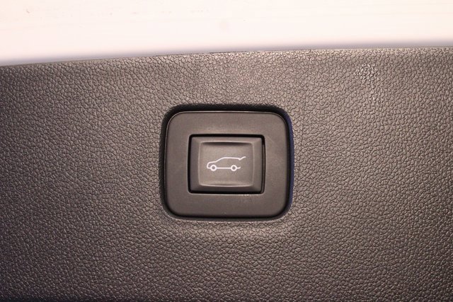 Used 2025 Buick Envista Sport Touring image 12