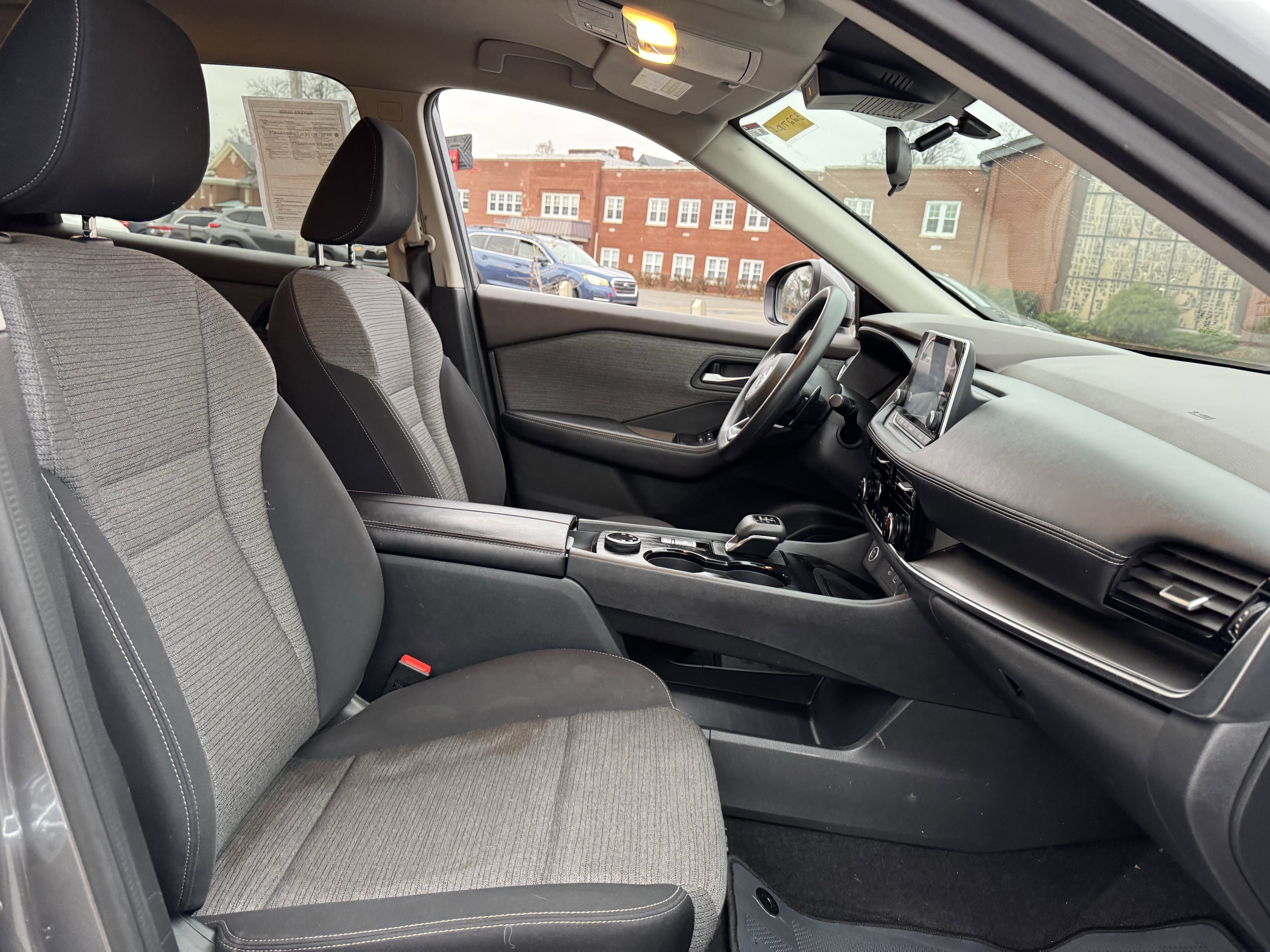 Certified 2021 Nissan Rogue SV image 36