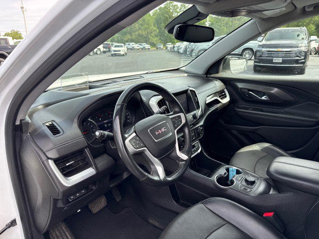 Used 2023 GMC Terrain SLT w/ Tech Package image 19