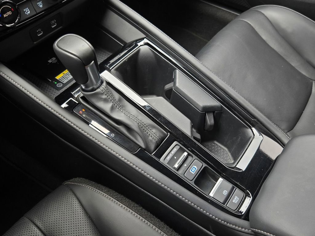 Used 2023 Honda Accord Touring image 19