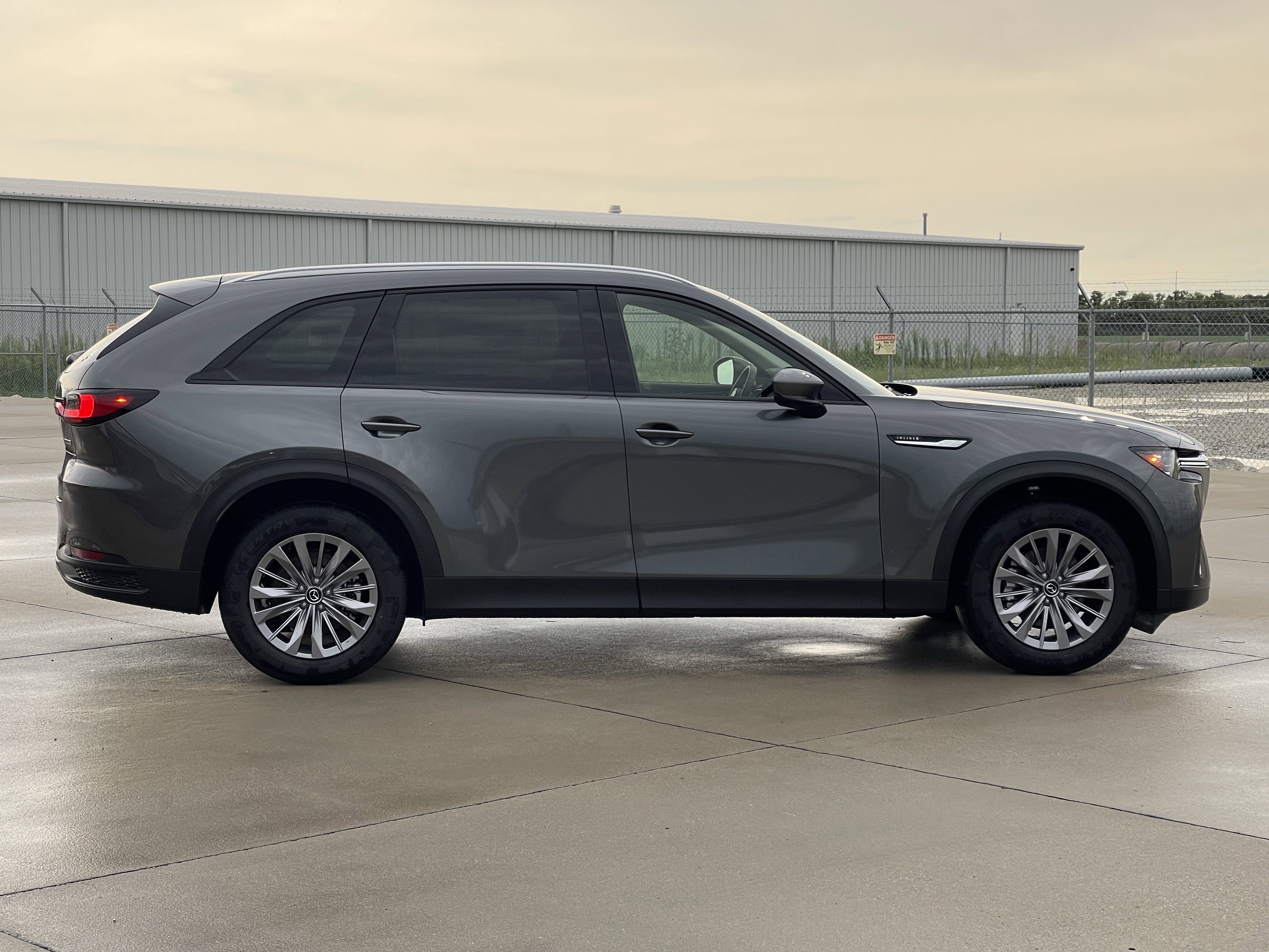 New 2025 MAZDA CX-90 3.3 Turbo w/ Preferred Package image 14