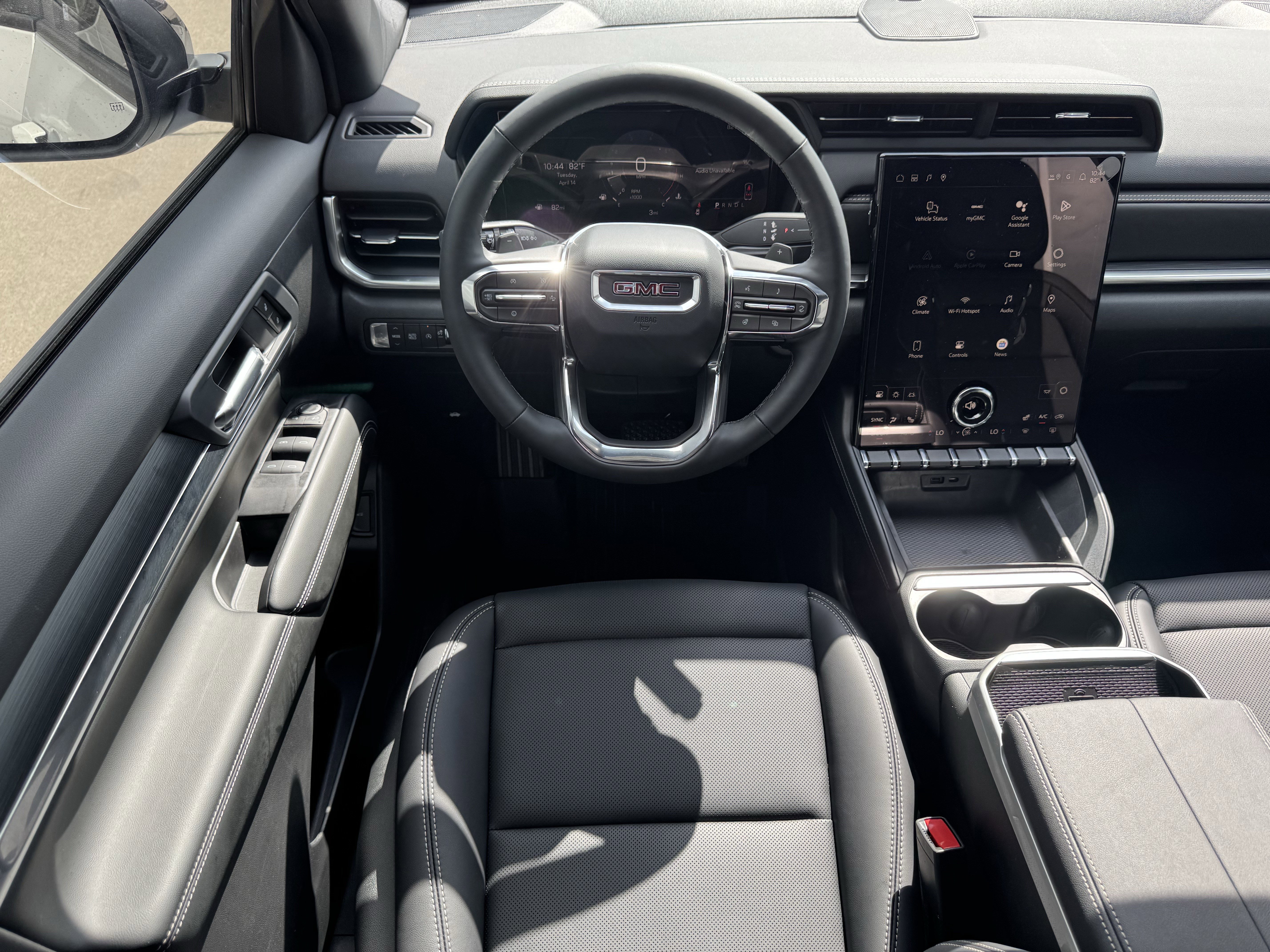 New 2026 GMC Terrain Elevation w/ Elevation Premium Package FWD image 14