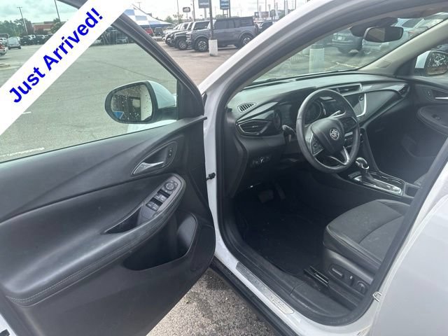 Used 2022 Buick Encore GX Preferred w/ Cold Weather Comfort Package FWD image 9