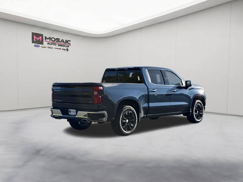 Used 2023 Chevrolet Silverado 1500 LTZ w/ LTZ Convenience Package II AWD/4WD image 7