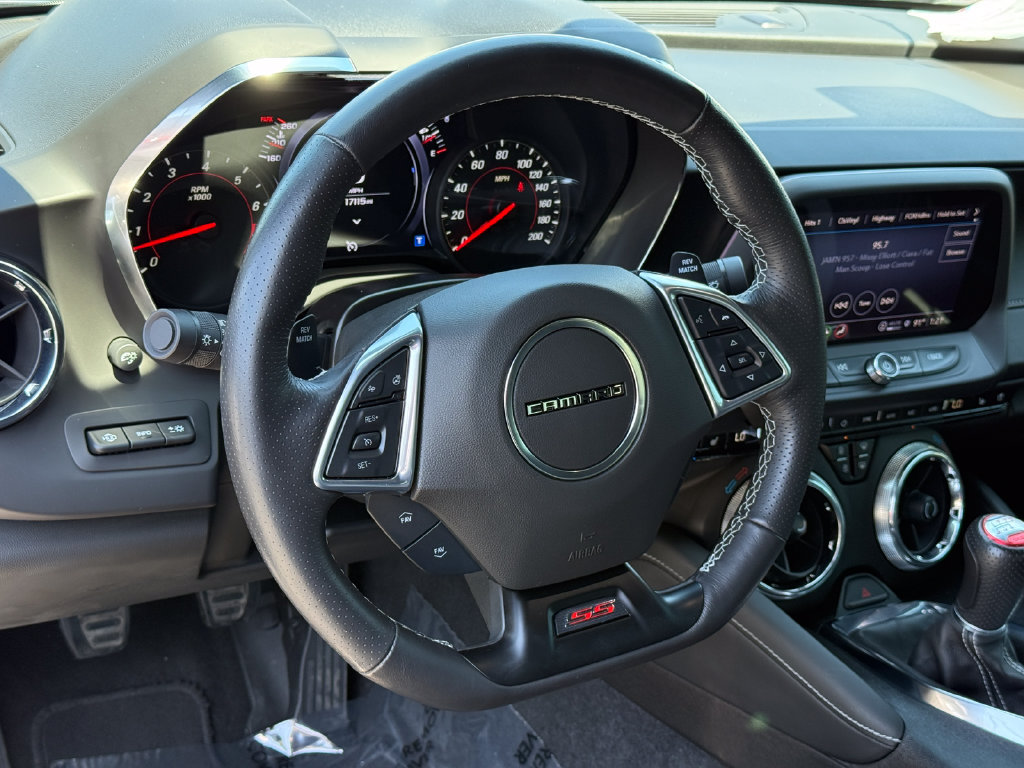 Used 2022 Chevrolet Camaro SS RWD image 22