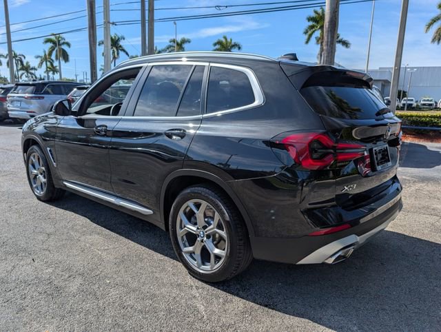 Used 2024 BMW X3 sDrive30i w/ Premium Package image 5