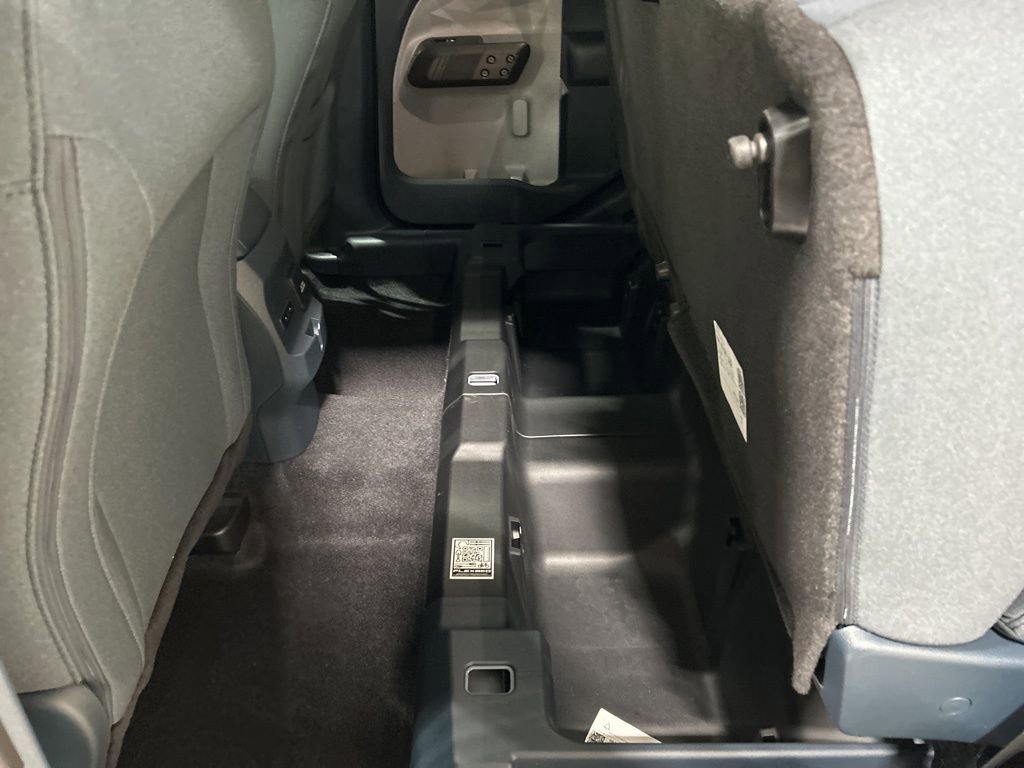 New 2025 Ford Maverick XLT w/ XLT Luxury Package image 25