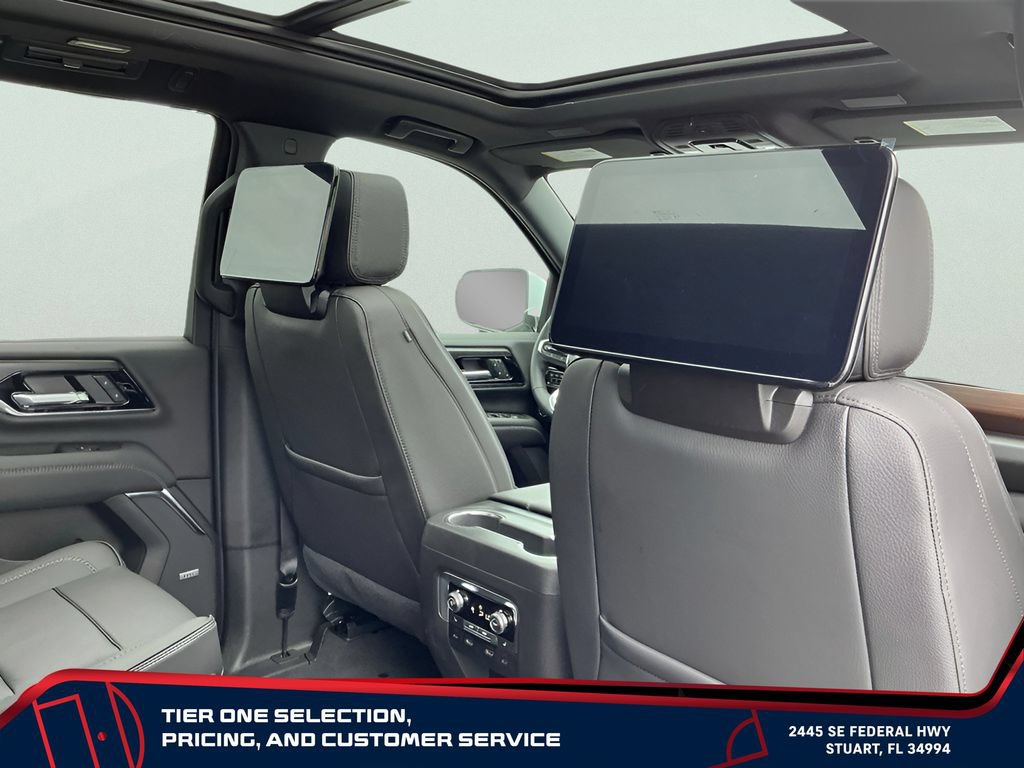 New 2026 GMC Yukon Denali w/ Denali Reserve Package AWD/4WD image 16
