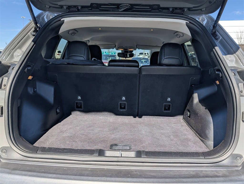 Used 2021 Jeep Cherokee Latitude Plus image 28