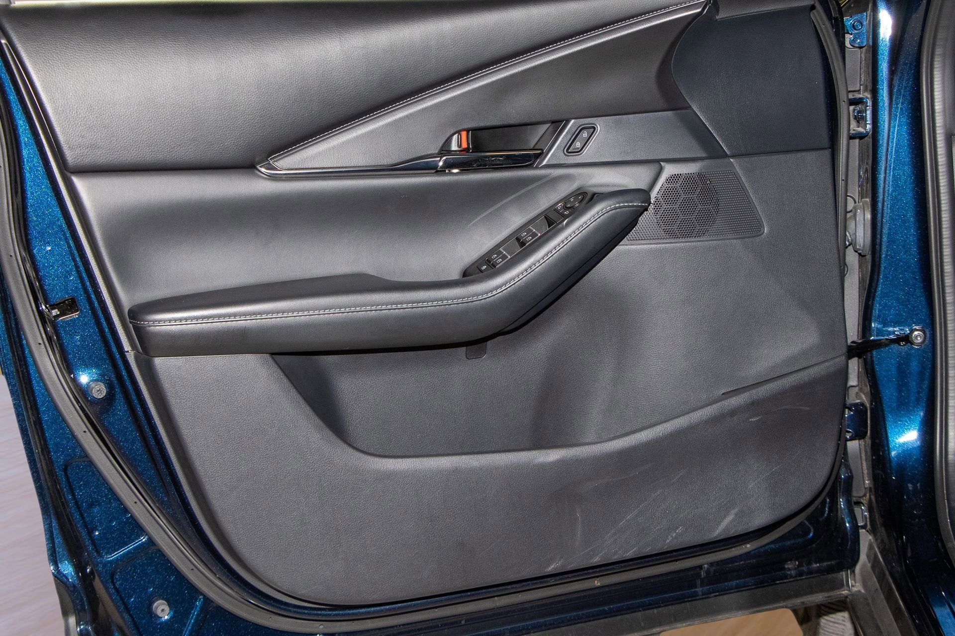 Used 2022 MAZDA CX-30 AWD 2.5 S w/ Preferred Package image 9