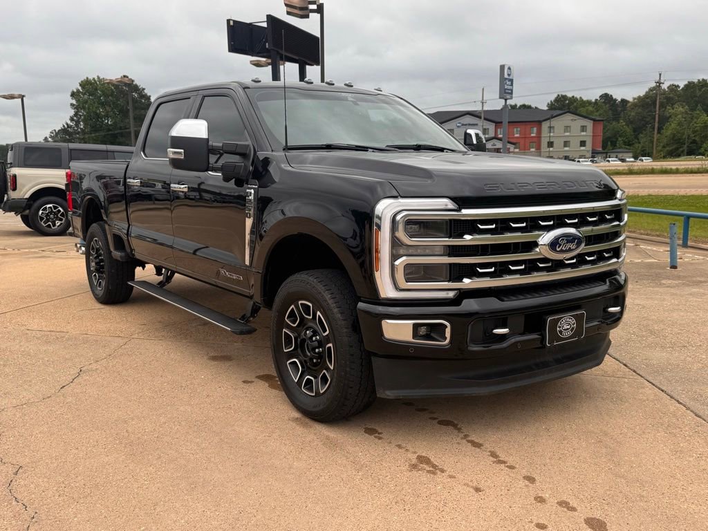 Used 2024 Ford F250 Platinum w/ FX4 Off-Road Package AWD/4WD image 7