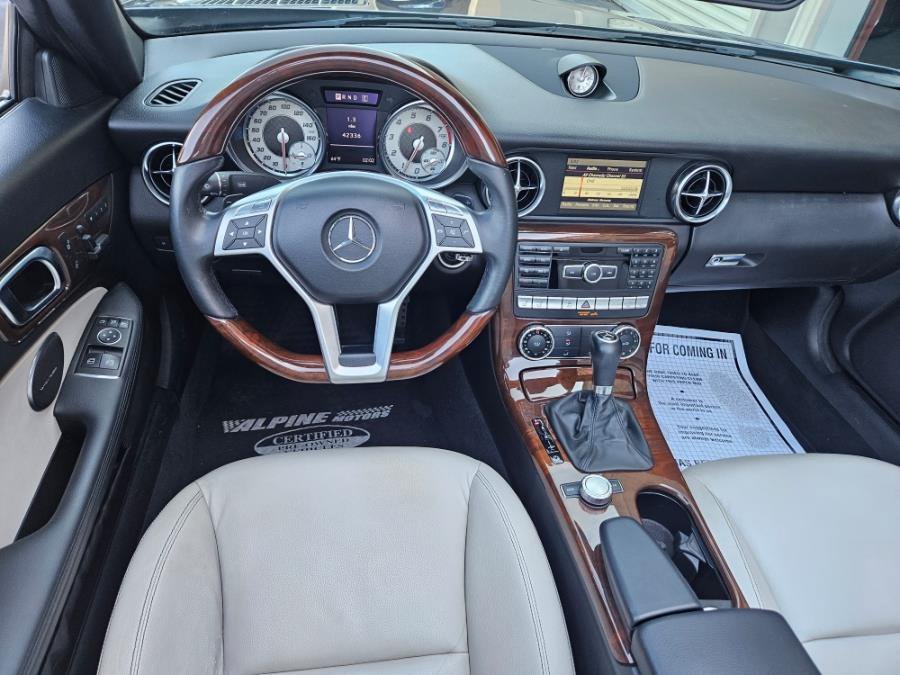 Used 2013 Mercedes-Benz SLK 250 image 7