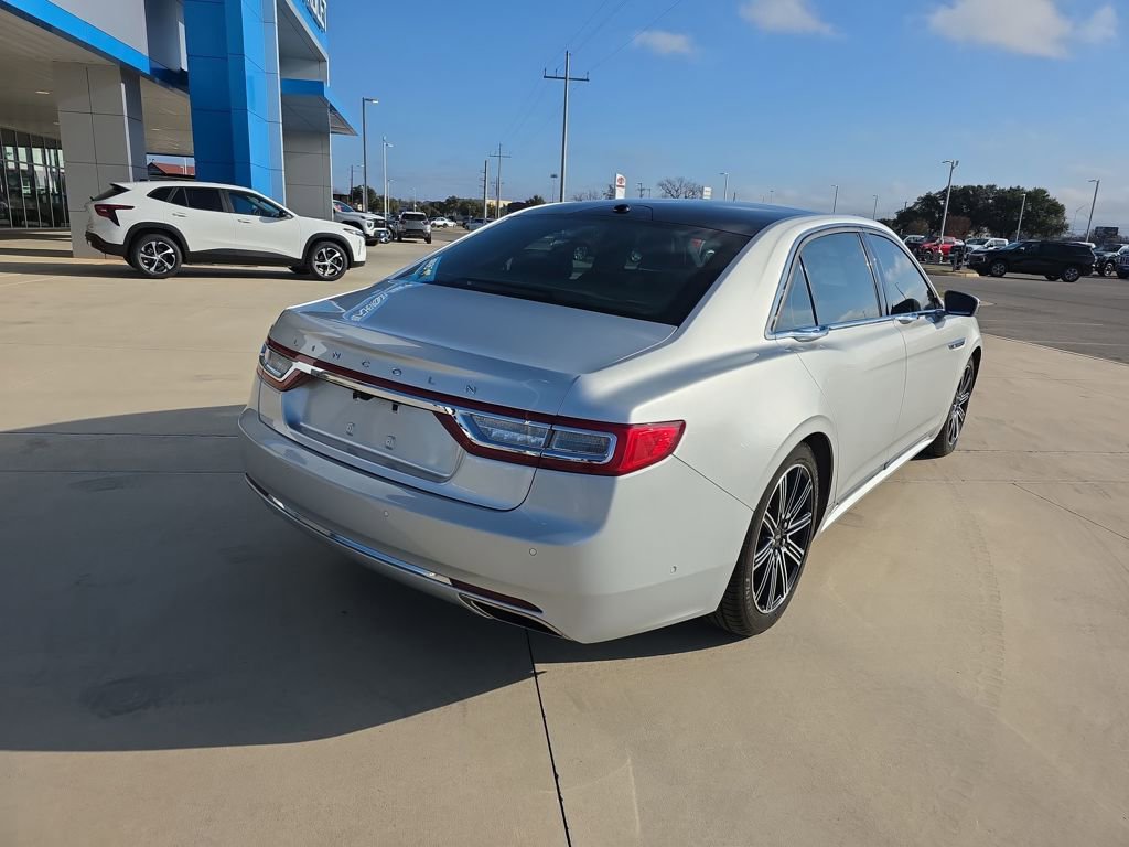 Used 2017 Lincoln Continental Reserve w/ Rear-seat Package image 20