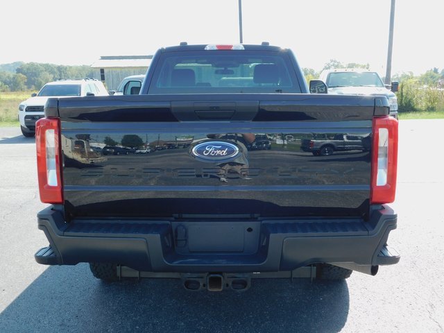 Used 2023 Ford F250 XL image 7