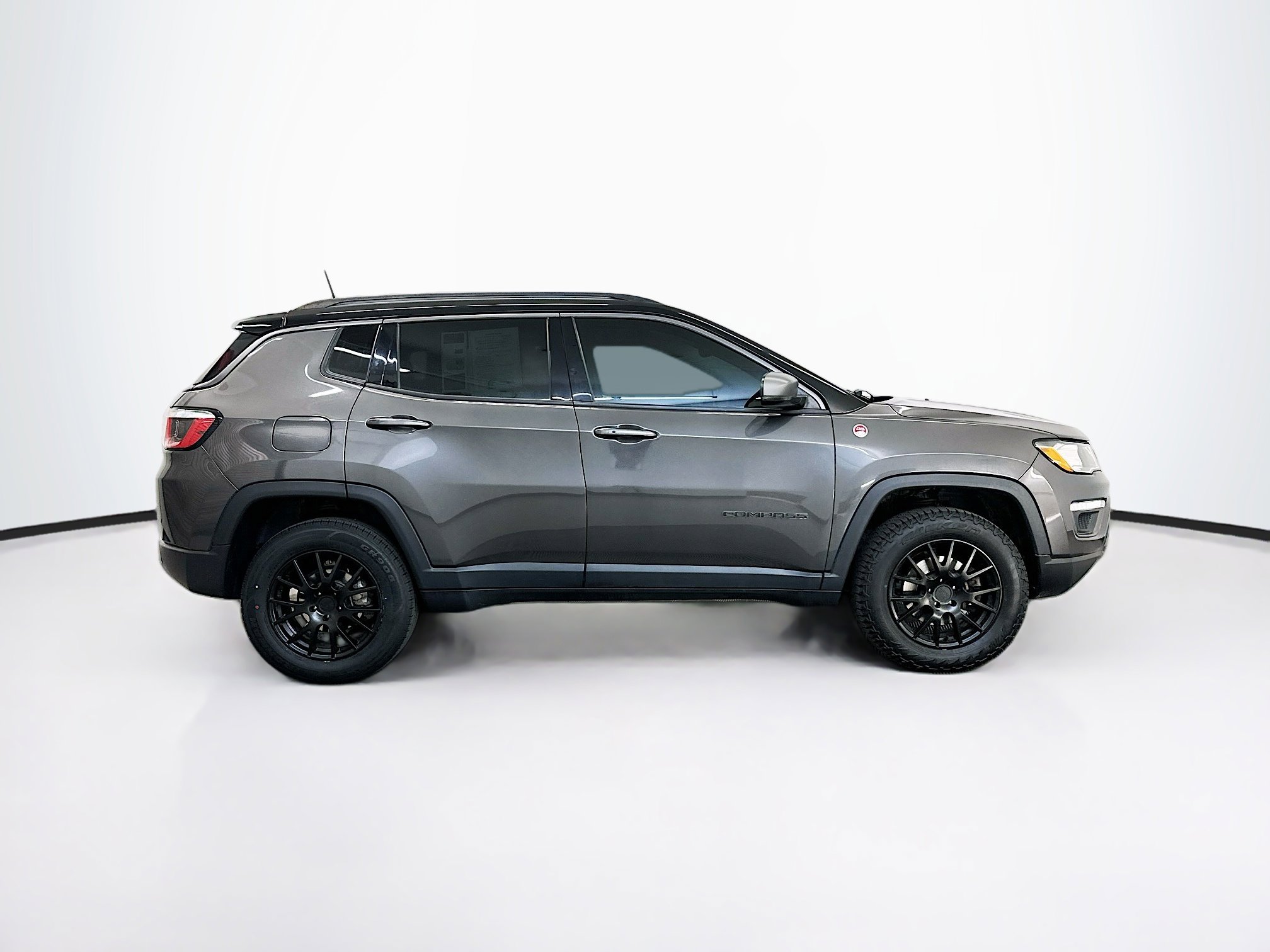 Used 2019 Jeep Compass Trailhawk w/ Leather Interior Group image 10