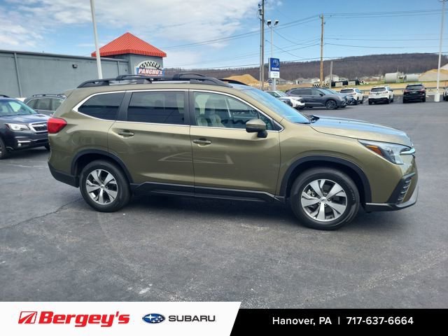 Used 2023 Subaru Ascent Premium w/ Convenience Package image 5