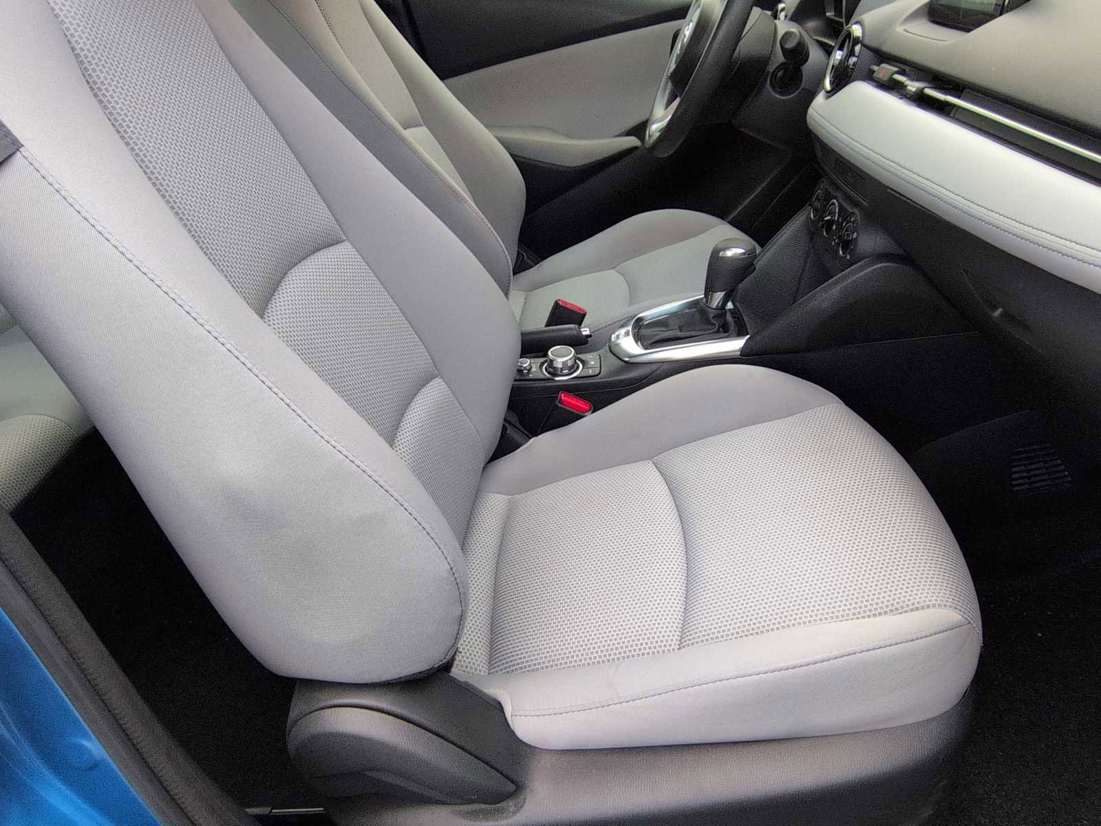 Used 2019 Toyota Yaris LE image 22