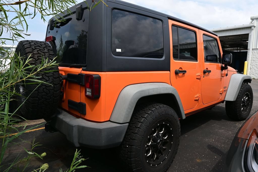 Used 2012 Jeep Wrangler Unlimited Sport AWD/4WD image 3