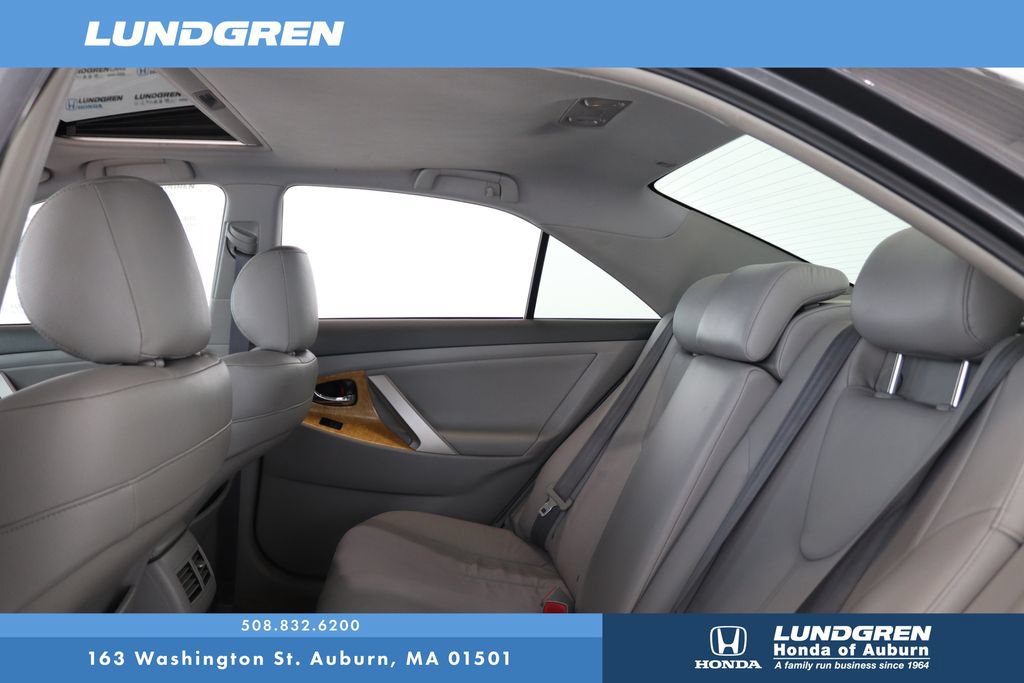 Used 2007 Toyota Camry XLE FWD image 14