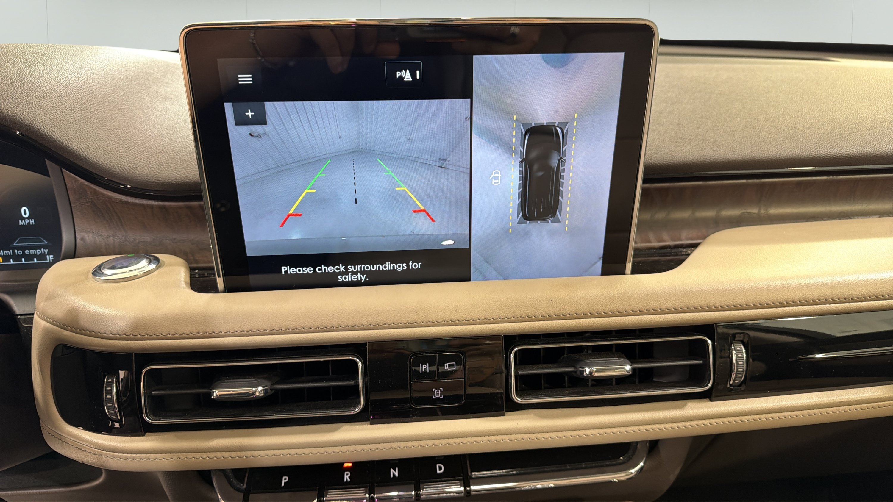 Used 2020 Lincoln Aviator Reserve w/ Equipment Group 202A AWD/4WD image 16