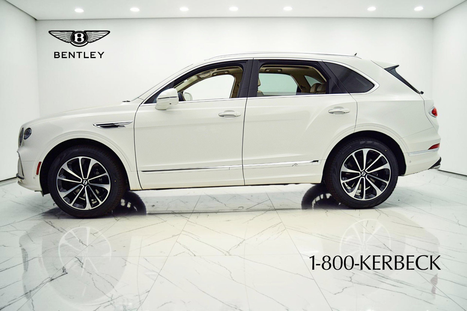 Used 2024 Bentley Bentayga AWD/4WD image 3