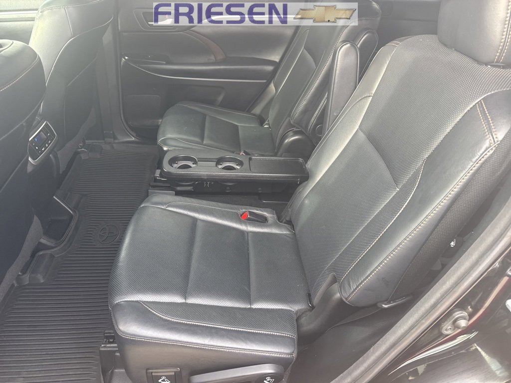 Used 2018 Toyota Highlander Limited w/ Protection Package #3 image 26
