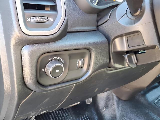 New 2026 RAM 3500 Tradesman AWD/4WD image 12