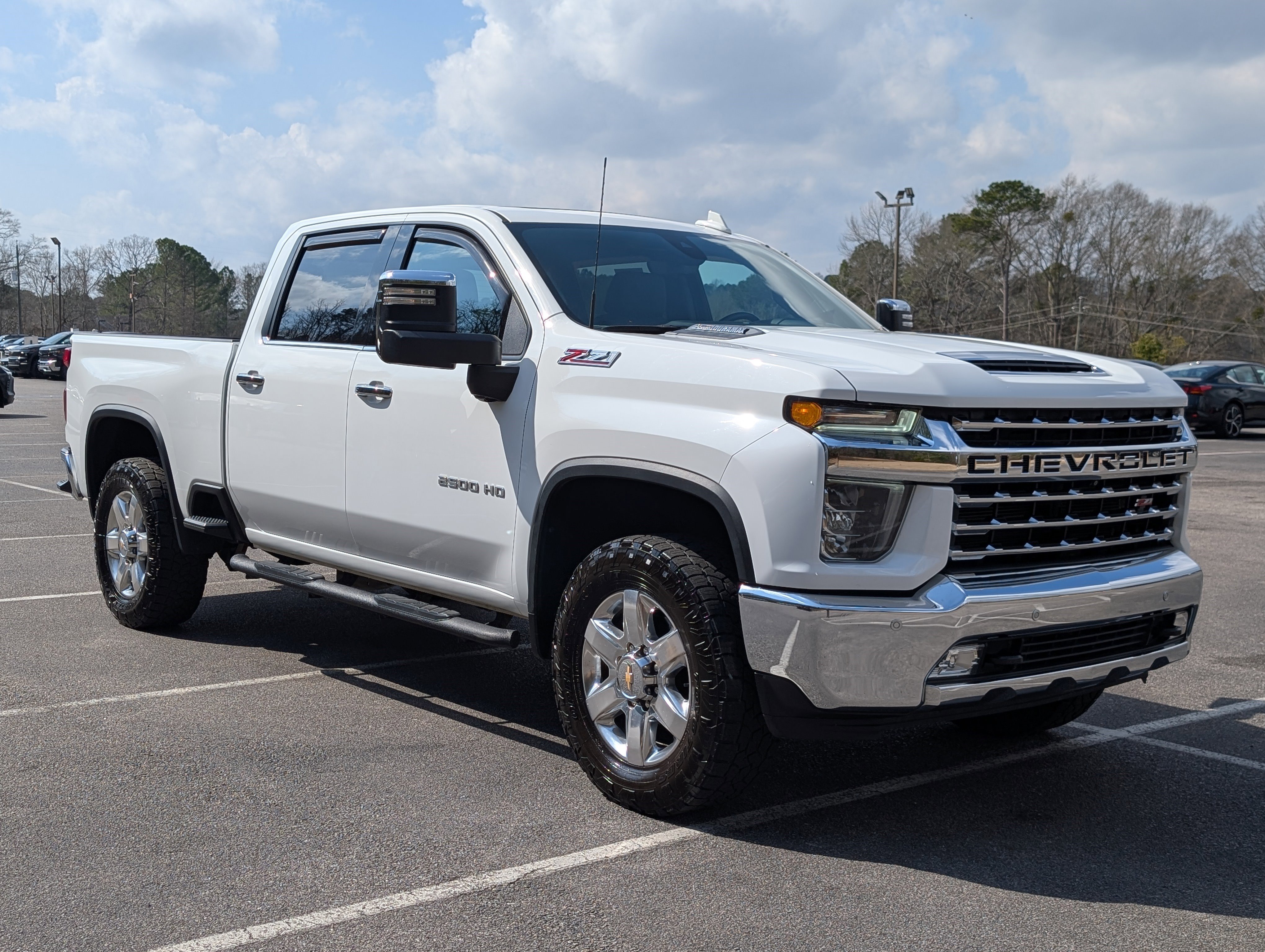 Used 2021 Chevrolet Silverado 2500 LTZ w/ LTZ Premium Package image 11